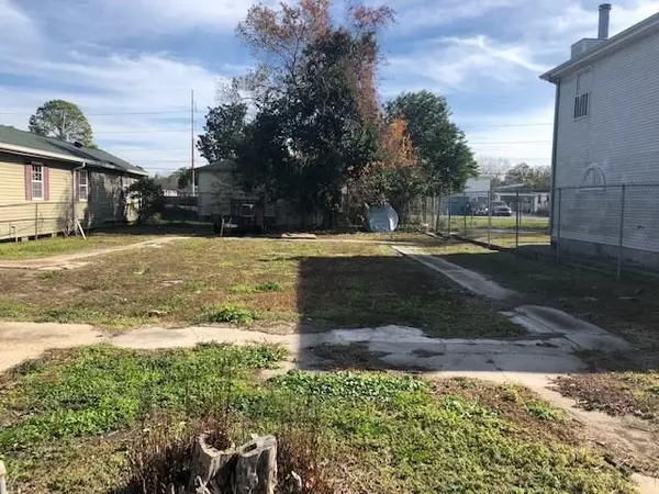 301 PROVIDENCE LN, Kenner, LA 70062