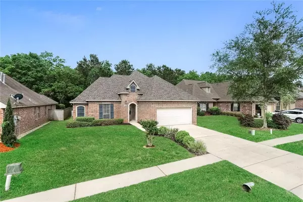 328 S BROWN THRASHER LOOP, Madisonville, LA 70447