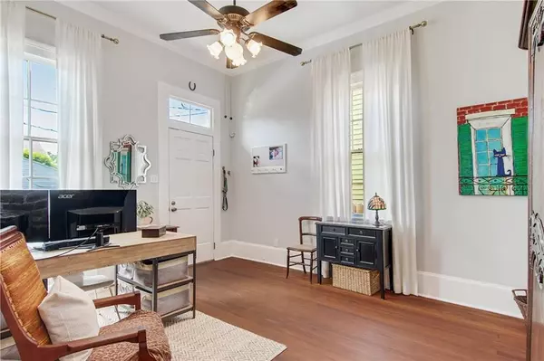 New Orleans, LA 70119,941 N WHITE ST