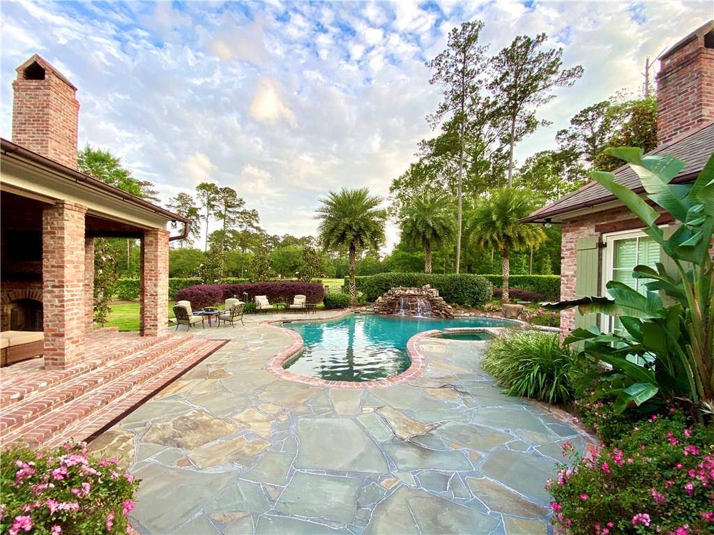 Covington, LA 70433,103 HUMMINGBIRD RD