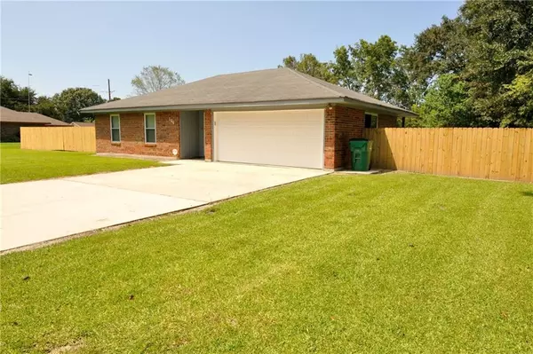 Luling, LA 70070,164 W HEATHER DR