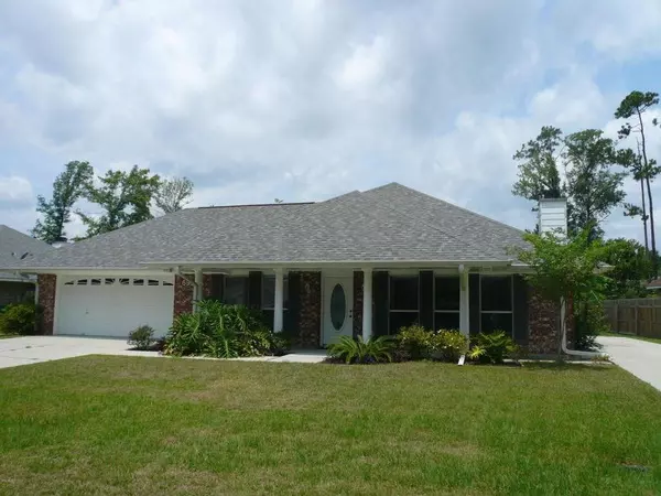 69265 DIAMONDHEAD DRIVE EAST DR, Diamondhead, MS 39525