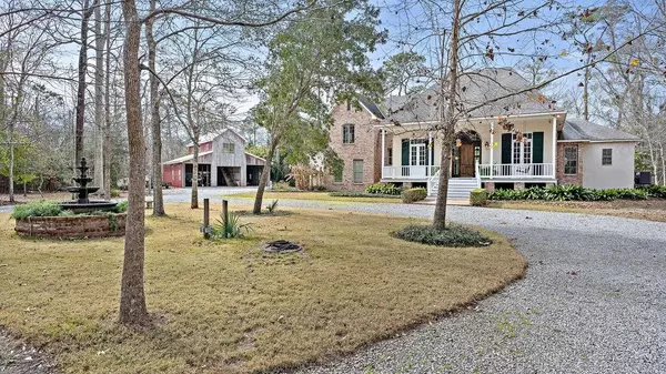 326 SCOTCHPINE DR, Mandeville, LA 70471