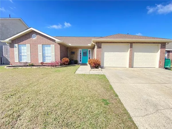 4936 LIBERTY OAKS DR, Marrero, LA 70072