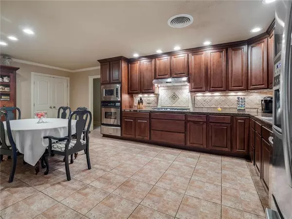 Mandeville, LA 70471,395 GARDEN AVE