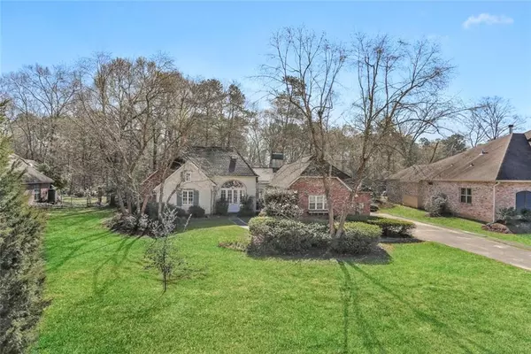 312 LAKESHORE DR, Mandeville, LA 70471