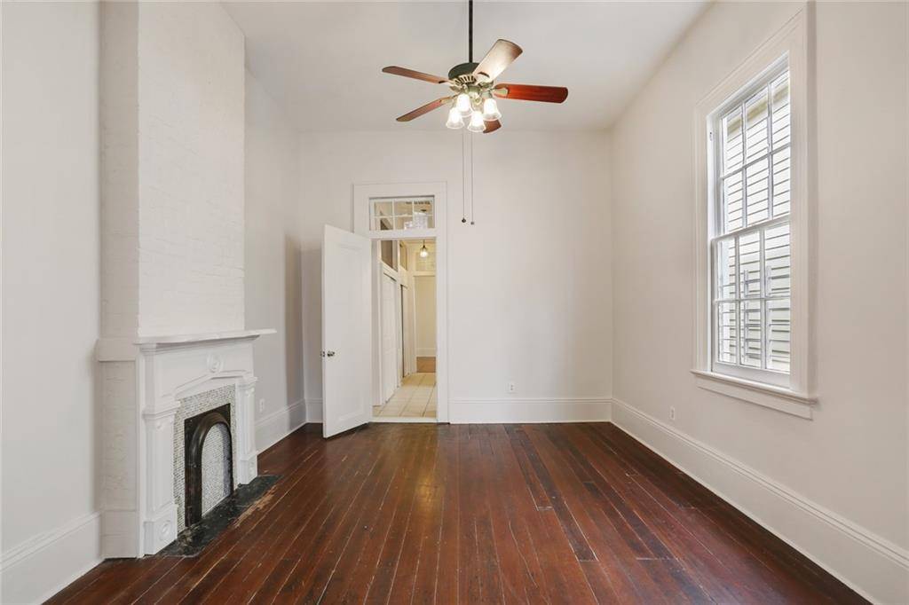 New Orleans, LA 70117,904 06 MONTEGUT ST