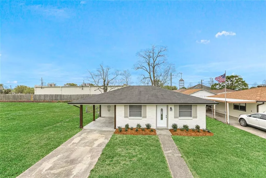 Marrero, LA 70072,3528 CAMINADA DR
