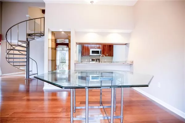 Mandeville, LA 70471,104 HAMPTON CT #104