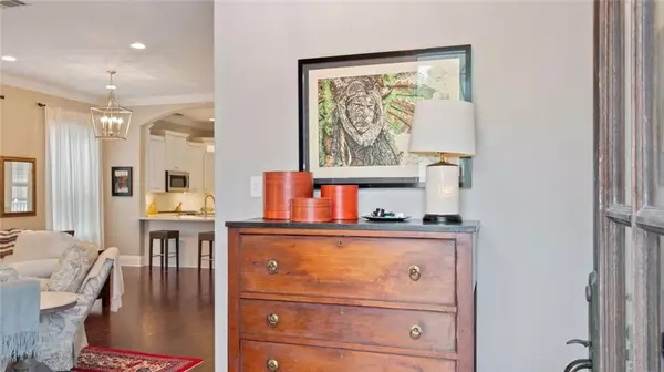 New Orleans, LA 70124,717 HIDALGO ST