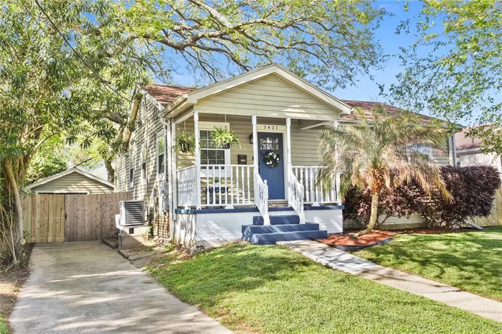 New Orleans, LA 70122,1421 PRENTISS AVE