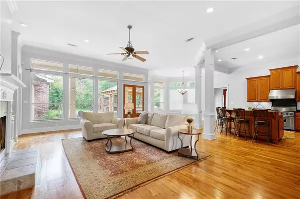Mandeville, LA 70471,1007 GLORIA CT