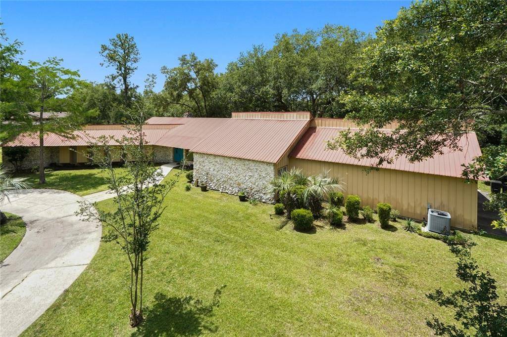 Slidell, LA 70460,2 ROYAL 18TH DR