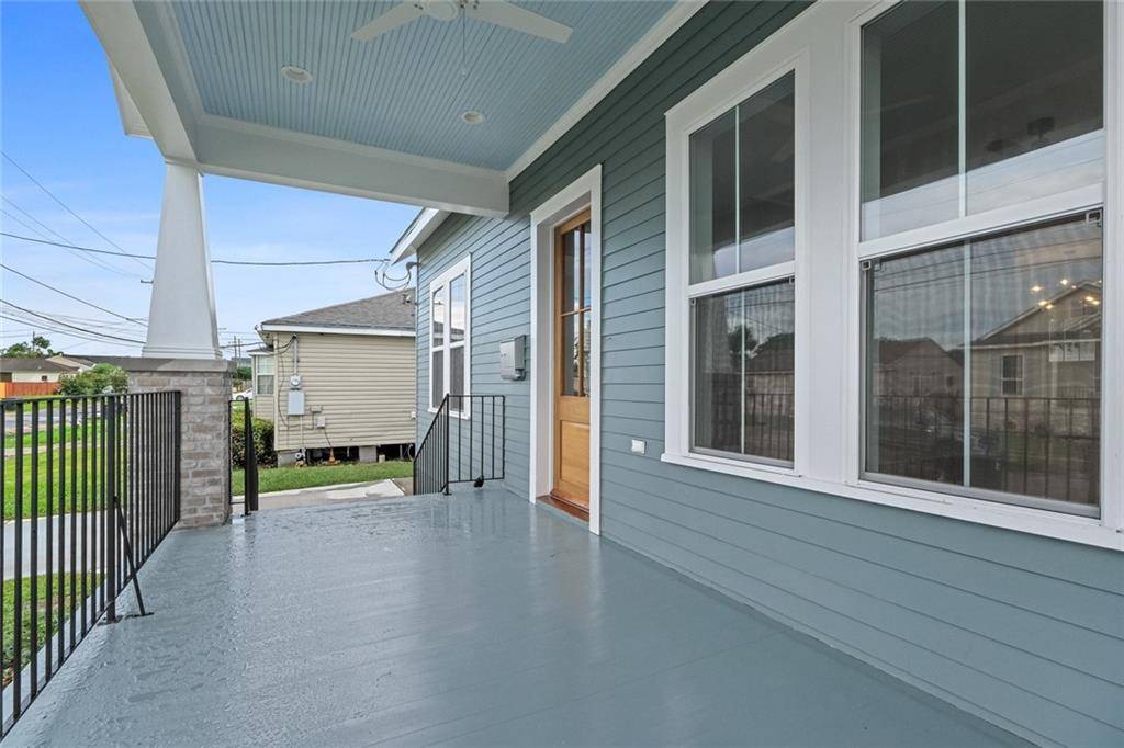 New Orleans, LA 70122,5322 WARRINGTON DR