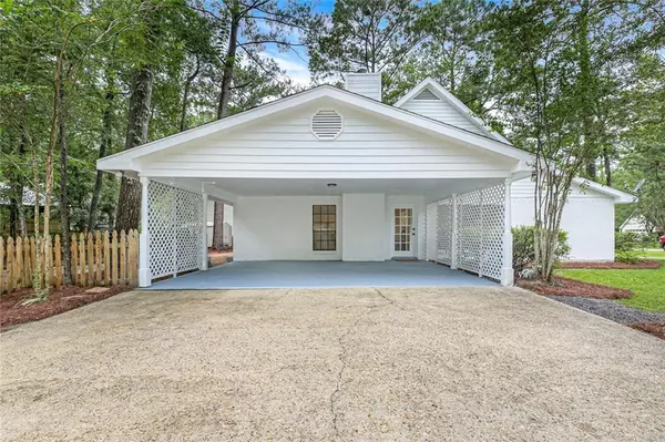 Mandeville, LA 70471,217 TRINITY LN