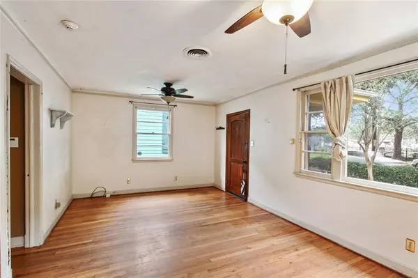 New Orleans, LA 70115,2037 VALENCE ST