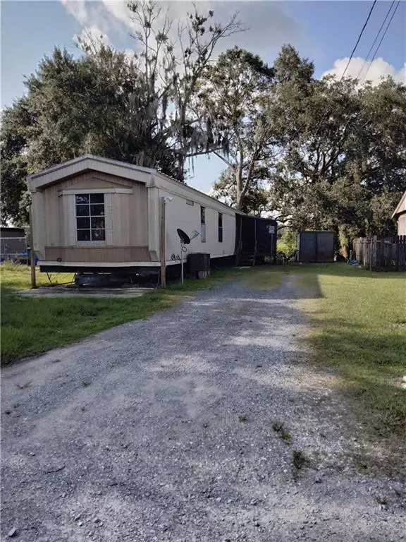 175 WILSON ST, Belle Chasse, LA 70037