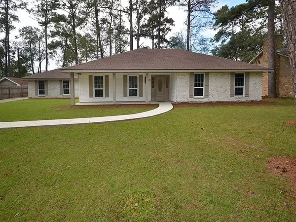 520 N LOTUS DR, Mandeville, LA 70471