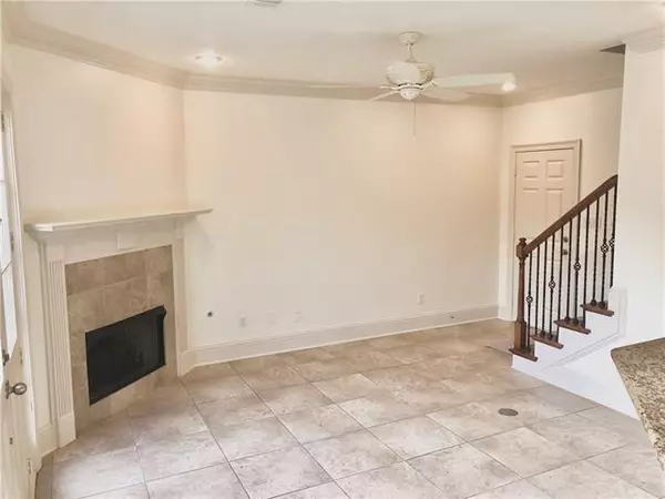 Mandeville, LA 70471,1202 CHINCHUBA CREEK BLVD #59