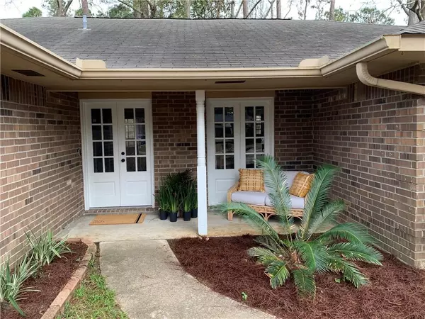 Mandeville, LA 70471,509 RED OAK DR