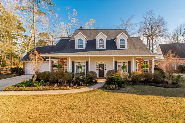 256 EVANGELINE DR, Mandeville, LA 70471