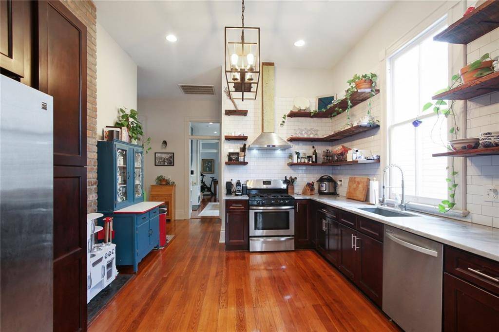 New Orleans, LA 70114,415 SLIDELL ST