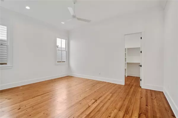 New Orleans, LA 70114,217 ELMIRA AVE