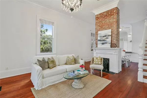 New Orleans, LA 70115,5014 LAUREL ST