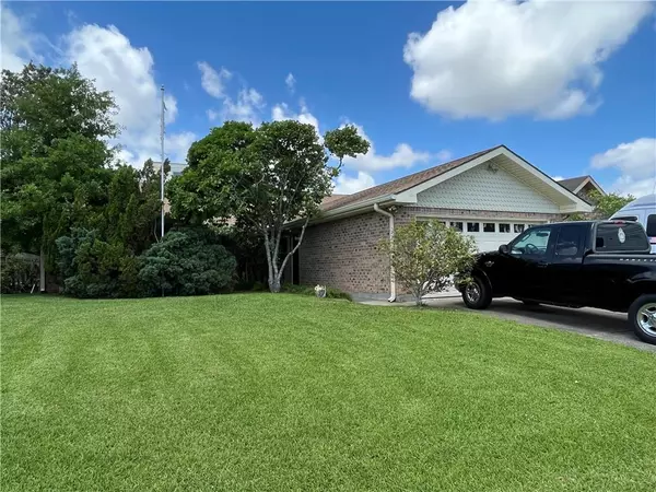 796 TERRY Pkwy, Terrytown, LA 70056