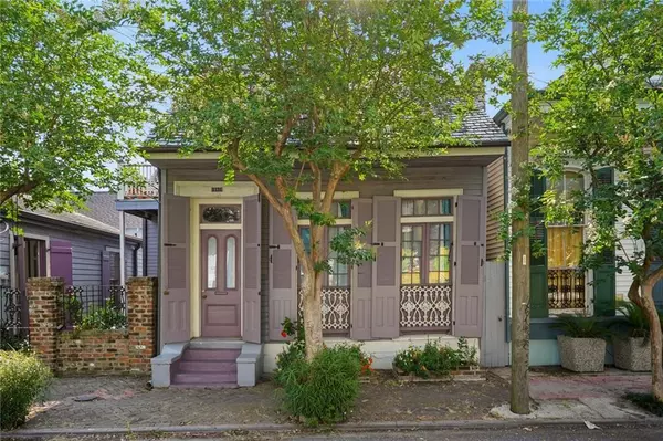 1131 33 FRENCHMEN ST, New Orleans, LA 70116
