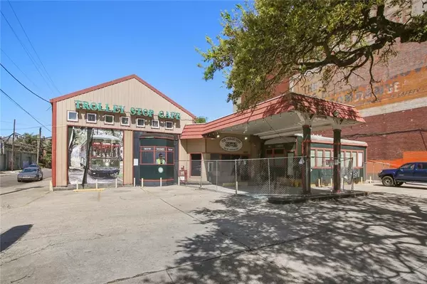 1923 ST CHARLES AVE, New Orleans, LA 70130