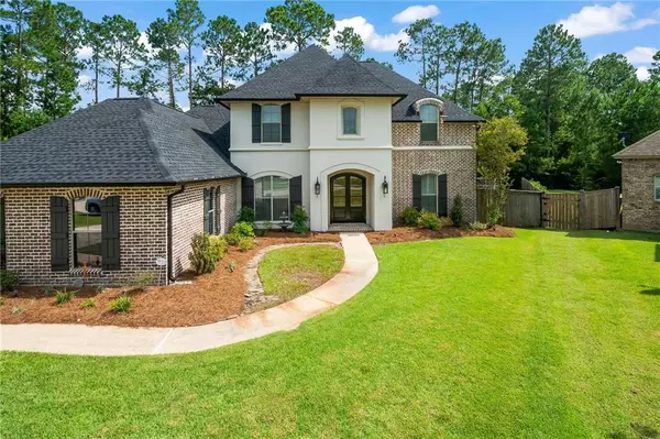 208 CHATEAU DE BRIE, Mandeville, LA 70471