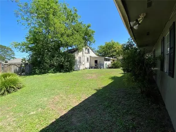 Metairie, LA 70005,836 PHOSPHOR AVE