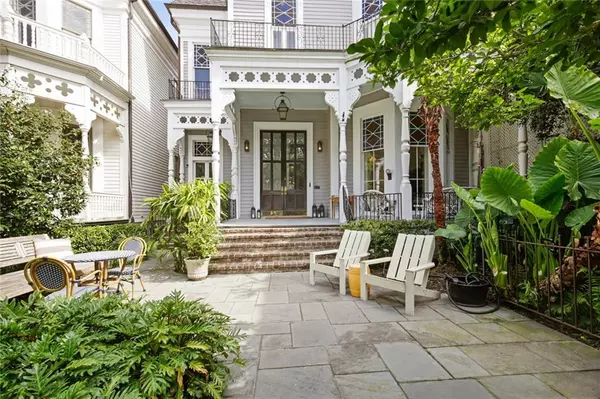 New Orleans, LA 70115,4827 ST CHARLES AVE