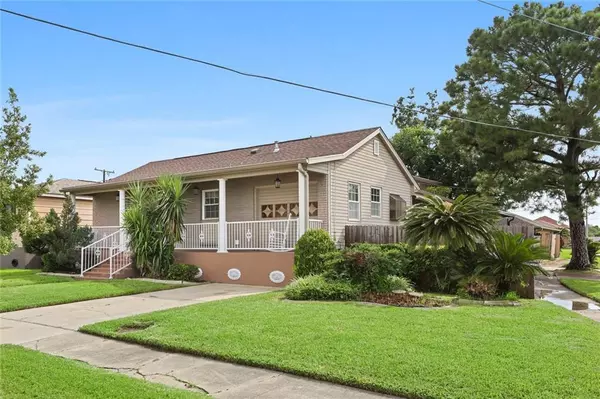 1545 FARRINGTON DR, Marrero, LA 70072