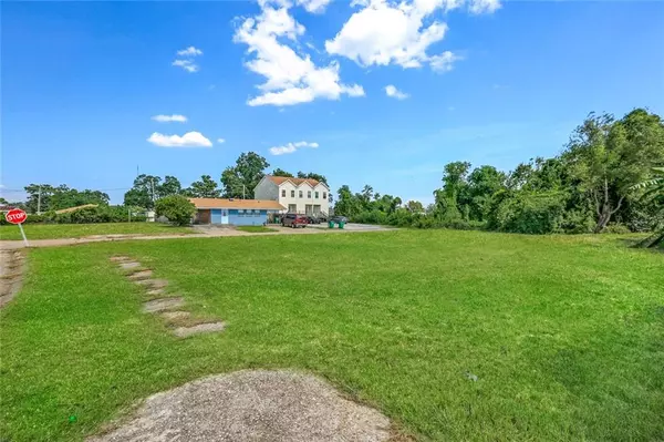 Harvey, LA 70058,1169 TALLOW TREE LN