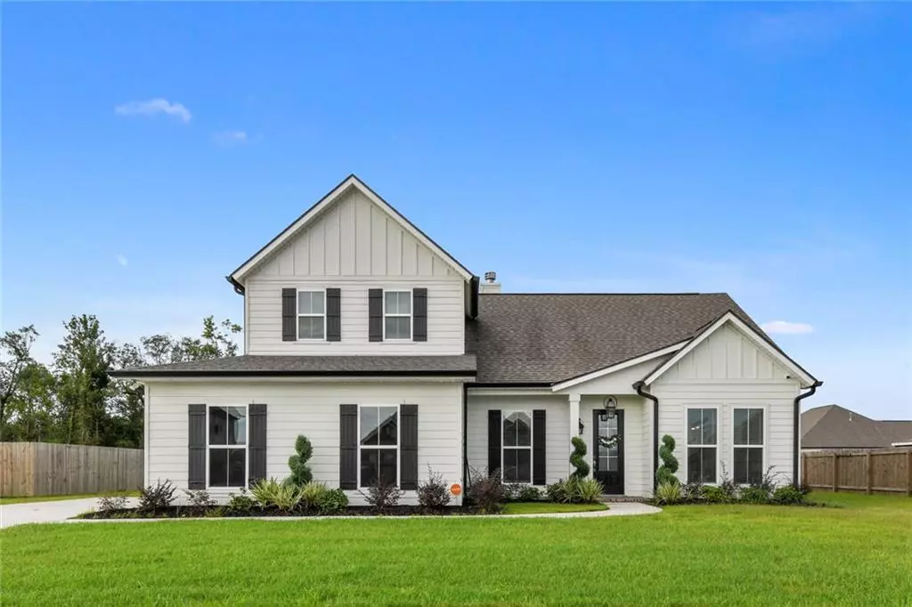 Westwego, LA 70094,9558 RAINTREE LN