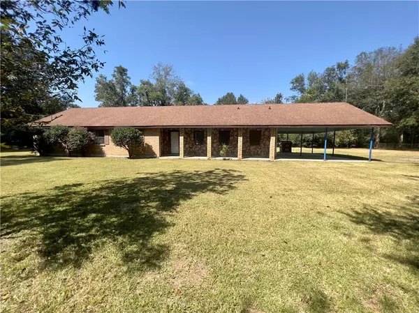 38055 JULIA DR, Pearl River, LA 70452