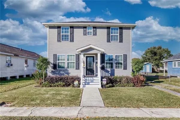 620 MARION AVE, Harvey, LA 70058