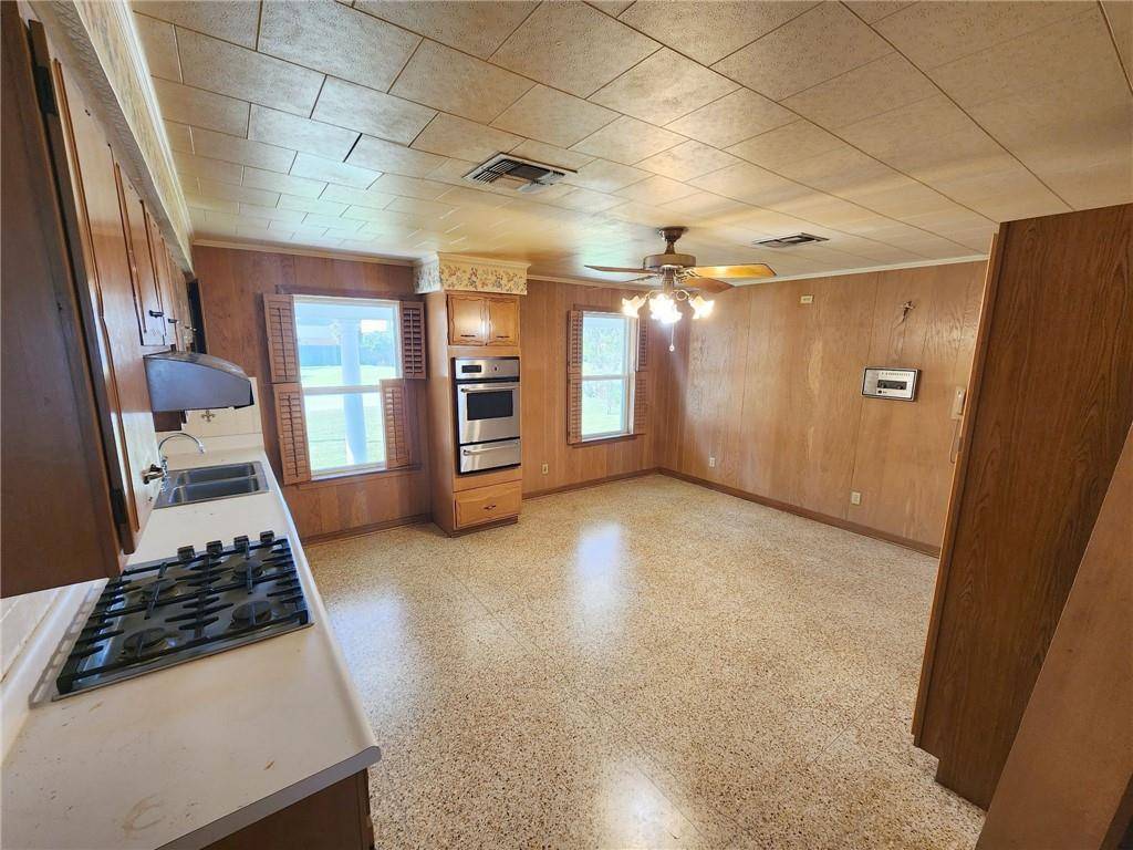Belle Chasse, LA 70037,111 VERNON ST