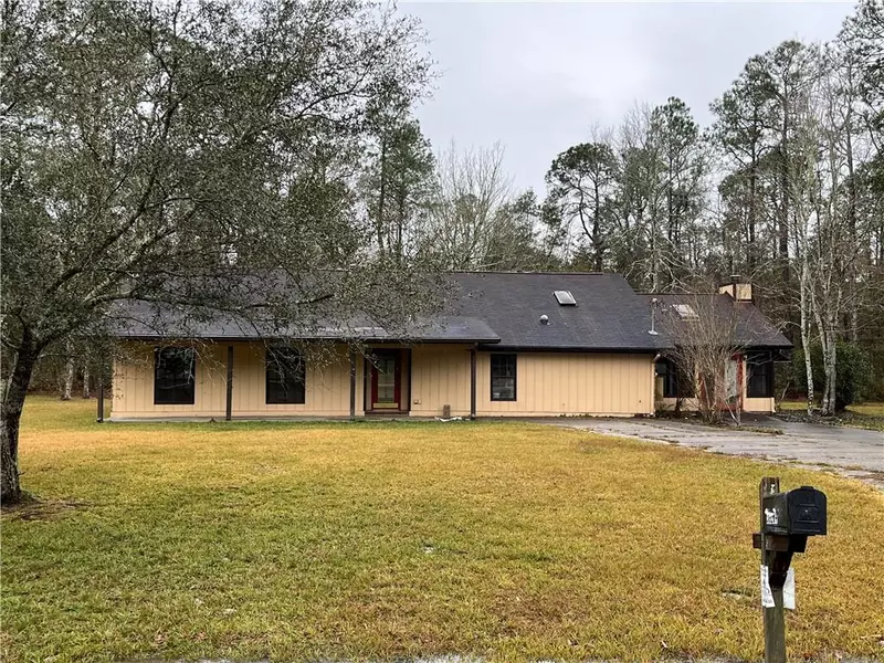 38204 JOAN DR, Pearl River, LA 70452