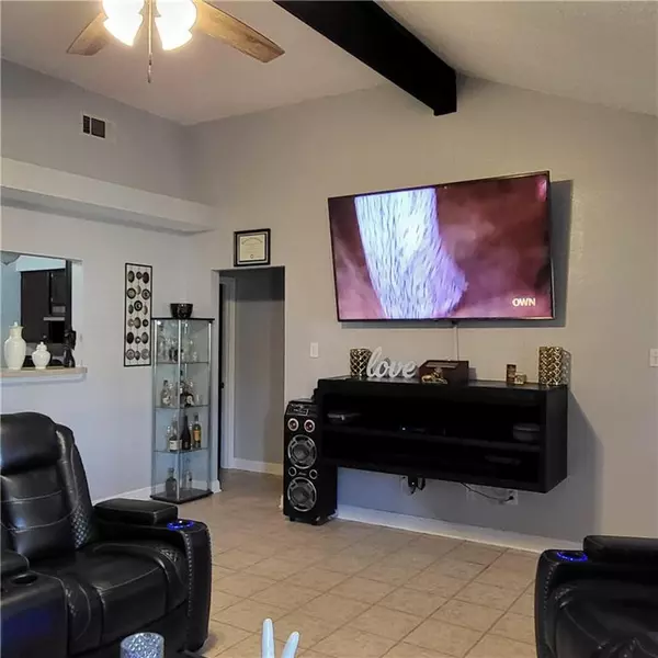Marrero, LA 70072,2700 OAK FOREST BLVD
