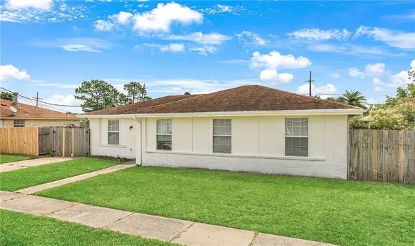 Violet, LA 70092,3013 TARA DR