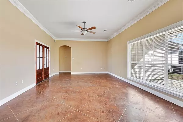 Gonzales, LA 70737,909 W JEANA DR