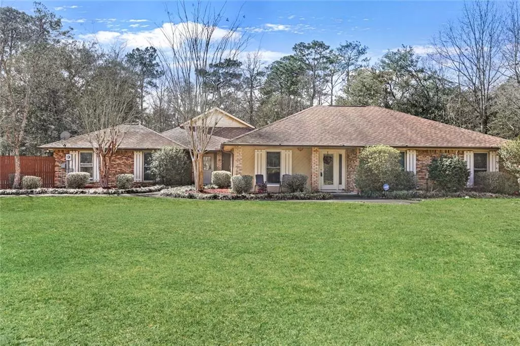 Slidell, LA 70461,315 HAWK DR