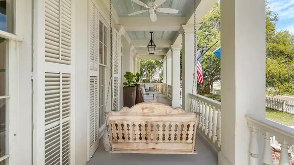 Madisonville, LA 70447,904 MAIN ST