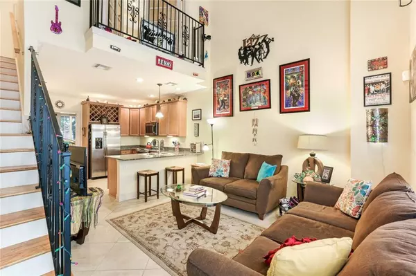 New Orleans, LA 70116,1939 BURGUNDY ST #11