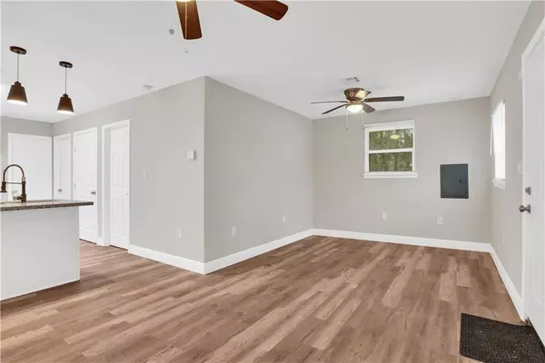 Mandeville, LA 70448,1027 LAFAYETTE ST