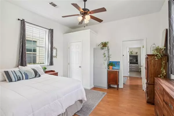 New Orleans, LA 70118,2024 JOLIET ST