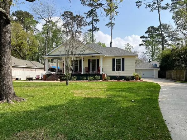 245 LOTUS DR, Mandeville, LA 70471